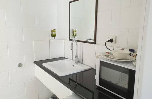Collinsville Hotel | Pit Pony Hotel