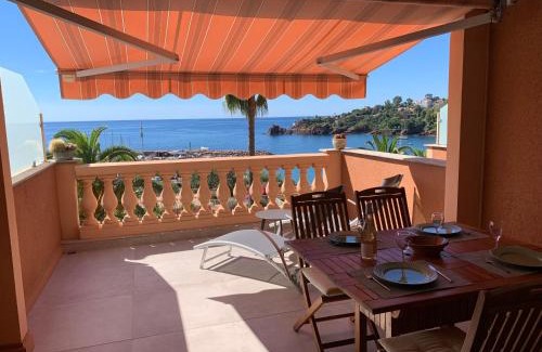 Theoule-sur-Mer Apartment | Plage de Miramar