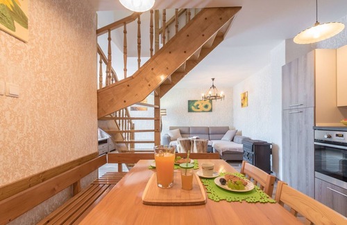 Novi Vinodolski House | Planinska kuća za odmor kraj nebeskih labirinta za opuštajući odmor