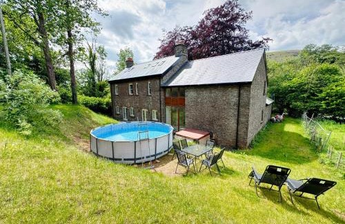 Crickhowell House | Plas Glyndwr