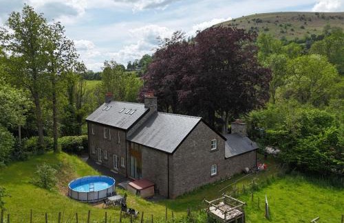 Crickhowell House | Plas Glyndwr