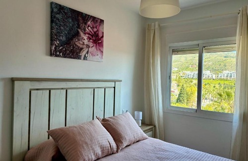 Velilla-Taramay Apartment | Playa, parque y terraza en Almuñecar