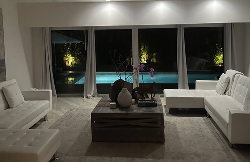 Central Corals House | Playa Zen South ~ Five Star, Upscale neighborhood, Lux 3/2, Pool, Dog Friendly