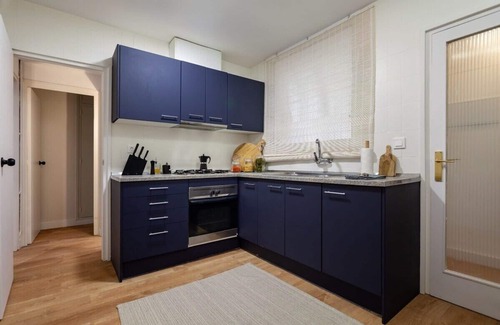 La Ribera Apartment | Plaza Catalunya cozy 4 Bedroom for Families