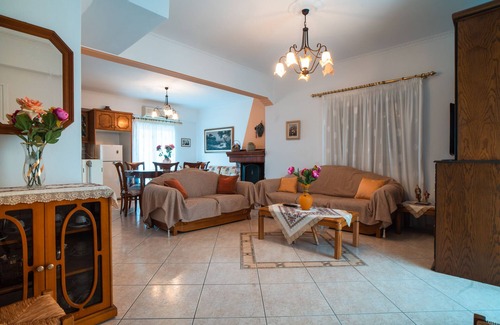 Paleros House | Pleasant and enjoyable stay