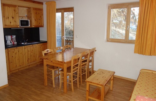 Nendaz Apartment | Pleasant Apartment With Sauna