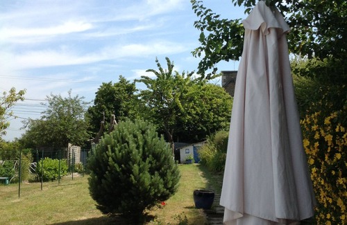 La Richardais House | Pleasant family home for 8/10 people near Dinard