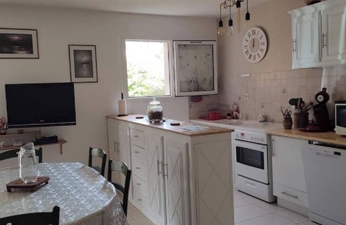 Domino House | Pleasant house, close to beaches and market