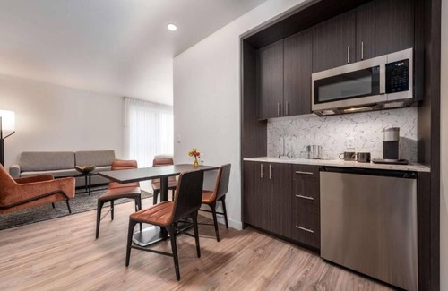 Central Area Hotel | Pleasant Stay, Convenient Location! 2 Spacious Units, Pets Allowed!