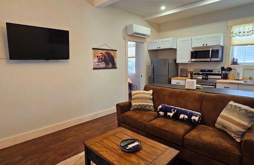 Greenville Apartment | Pleasant Street Retreat - Apartment 2BR