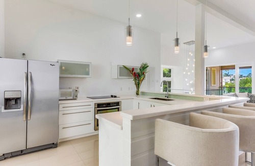 Halcyon Heights Villa | Please Inquire Before Booking – Luxury Villa