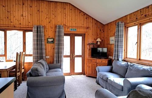 Glen Urquhart Ski Chalet | Plodda Lodge at Lochletter Lodges