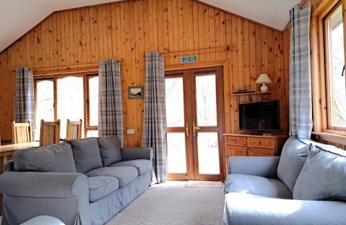 Glen Urquhart Ski Chalet | Plodda Lodge at Lochletter Lodges