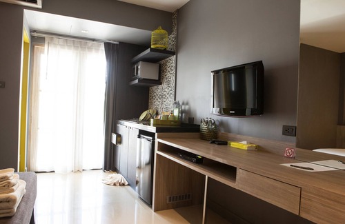 Chaweng City Center Hotel | Ploen Chaweng Koh Samui by Tolani