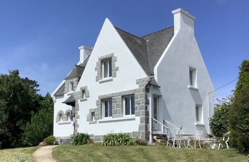 Plounevez-Lochrist House | Plouescat: Beautiful family home less than 10 minutes from the beach