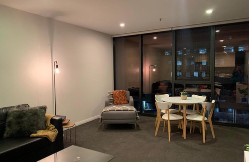 Belconnen Apartment | Plush @ Benjamin way Belconnen