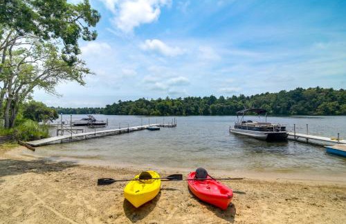 West Wareham House | Plymouth Getaway with Private Lake Beach and Kayaks!