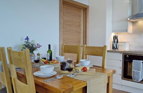 Battle Cottage | Poacher's View-UKC2488