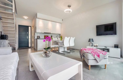 Pobierowo House | Pobierowo Holiday Home near Baltic