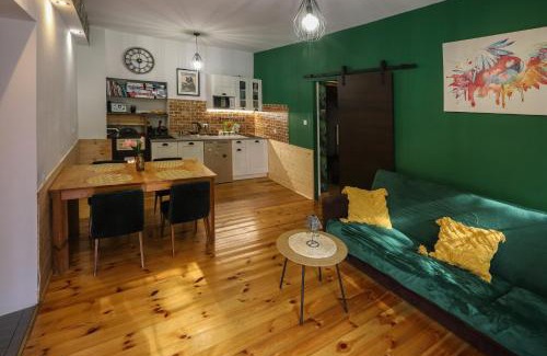 Srebrna Gora Apartment | Pod Papugami