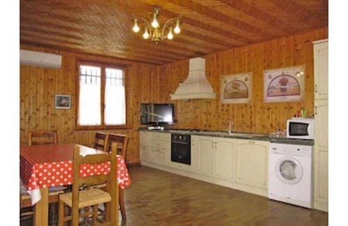 Ramazzano House | Podere Caldaruccio La Pineta -18 people Cottage & Villa