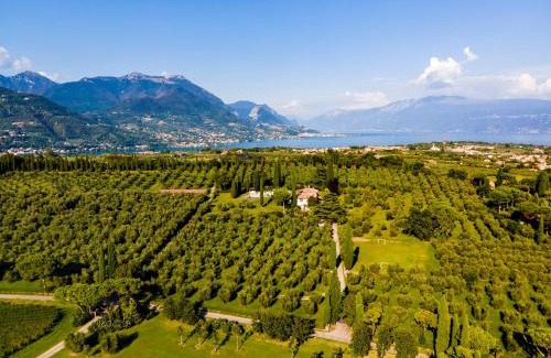 Puegnago del Garda House | PODERI LA ROCCHETTA Countryside Estate on the Hills of Lake Garda