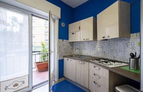 Municipio 2 Apartment | Poggio Suite - Bright City Escape