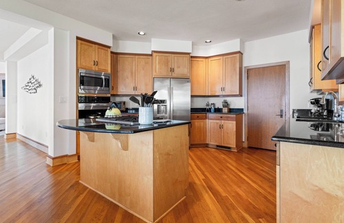 Manteo House | Point Break - BP25 | Hot tub | Firepit | Pool Table | Pet-Friendly