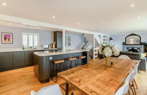 Milford Haven House | Point House