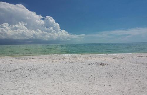 Sanibel House | Pointe Santo #C24