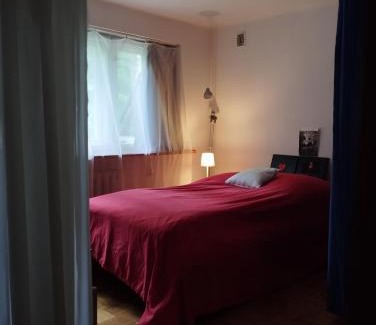 Milanowek Apartment | Pokój w domu z ogrodem w Milanówku