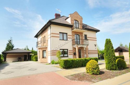Miedzywodzie House | Pokoje Gościnne Nad Zalewem Swim SPA