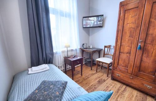 Brzezinka House | Pokoje gościnne "Old Town"