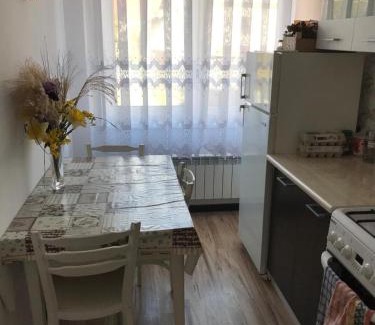 Ujsoy Apartment | Pokoje Gościnne
