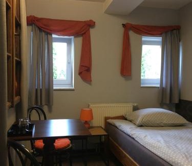 Lodz Bed & Breakfast | Pokoje Hotelowe Dux