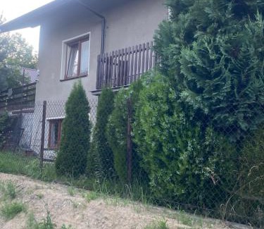 Szczyglice House | Pokoje na wynajem "Pod Lasem"