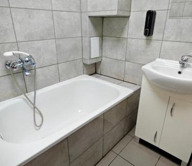 Czestochowa Apartment | Pokoje Przy Jasnej Górze - by best price city center - CLARUS