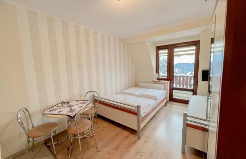 Zakopane House | Pokoje u Zbyszka w Willi Michałówka