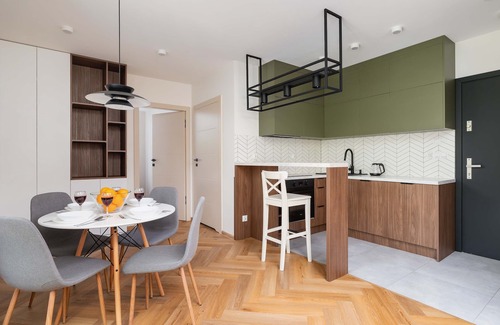 Straconka Apartment | Pokoju 39 | Bielsko-Biała | Elegant Apartment | Parking | Pet Friendly