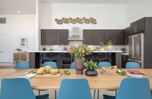 La Quinta Villa | Polo Villa 9 by AvantStay | Backyard w/Putting Green, Pool & Spa