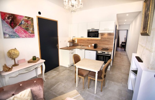 Libourne Apartment | Pompidou Residence – apt 102 Vintage