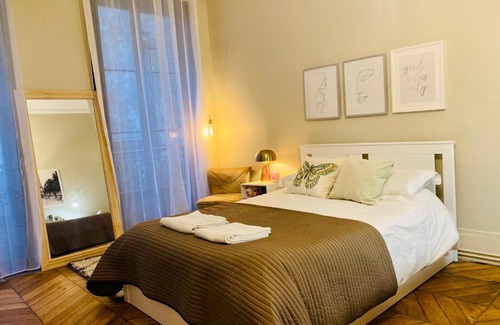 Saint-Merri House | Pompidou ROOM PARIS CENTRE