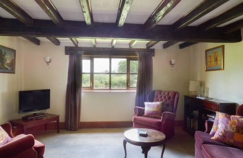 Lowestoft Cottage | POND FARM DAIRY, pet friendly, character holiday cottage in Beccles