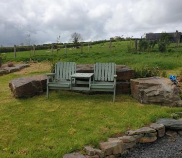 Brazzacott Ski Chalet | Pondside Cabin