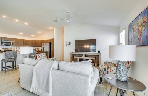Wildwood House | Pool Access, Patio & Grill: Sunny Florida Escape!