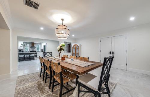 Lighthouse Point House | Pool and Home Theater Lighthouse Point Home!