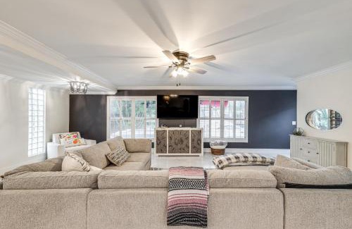 Lighthouse Point House | Pool and Home Theater Lighthouse Point Home!