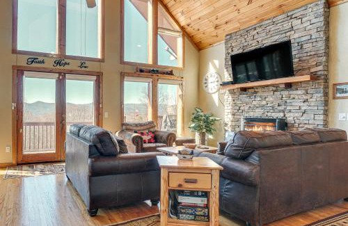 Helen House | Pool, Hot Tub and Mountain Views Cleveland Cabin