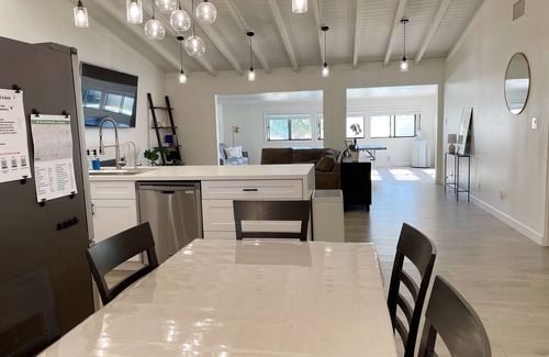 Southwest Anaheim House | 🏖Pool & Hot Tub, Fun Games, 8 Min to Disneyland🐭