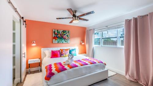 Deerfield Beach House | Pool Hot Tub Putting Green near Deerfield Beach Oasis on Fourth by AvantStay